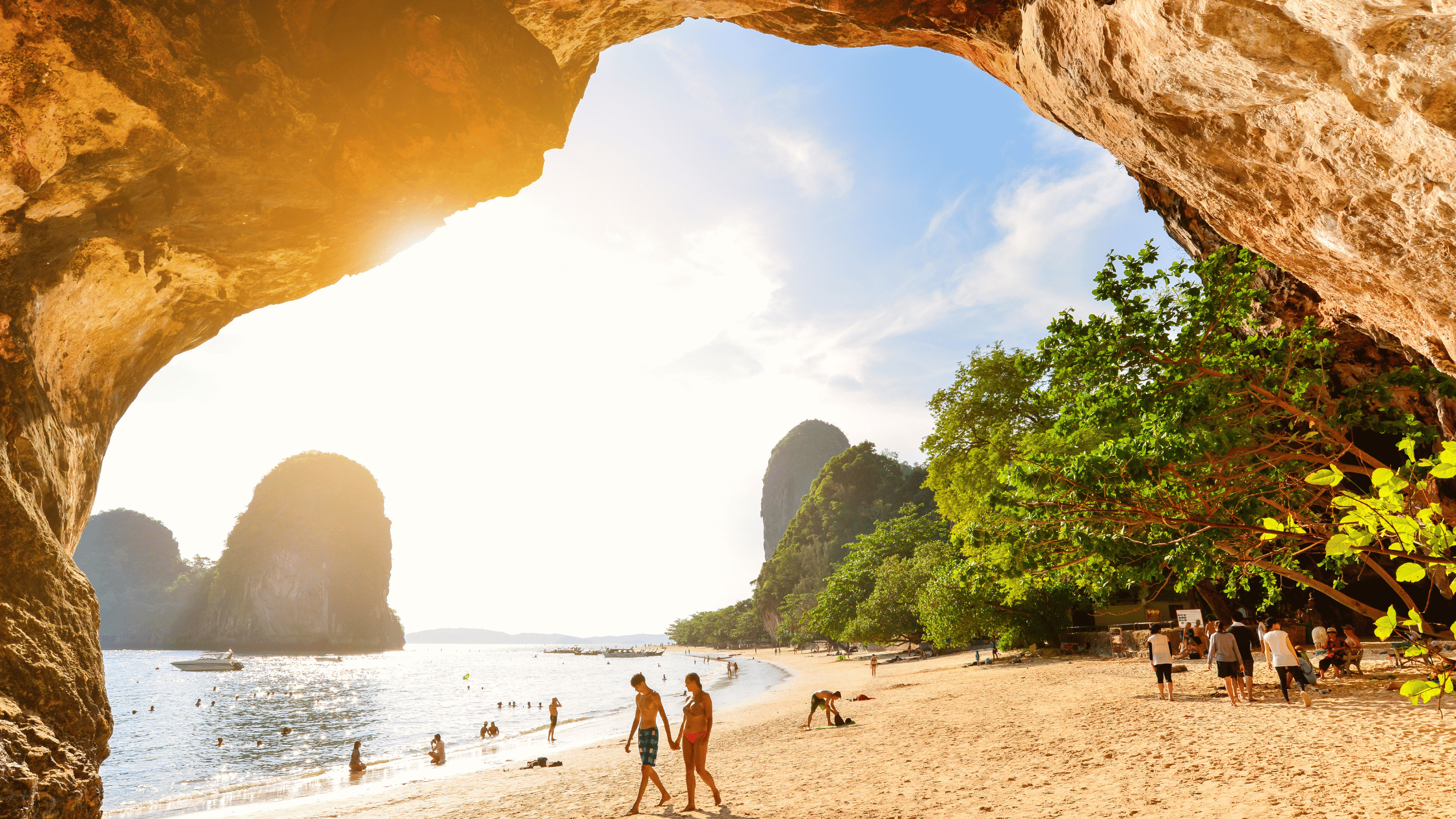Discover Railay Beach: Krabi’s Hidden Gem of Natural Beauty
